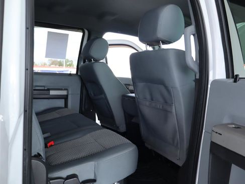 Used 2016 Ford F250 XLT w/ Snow Plow Prep Package image 32