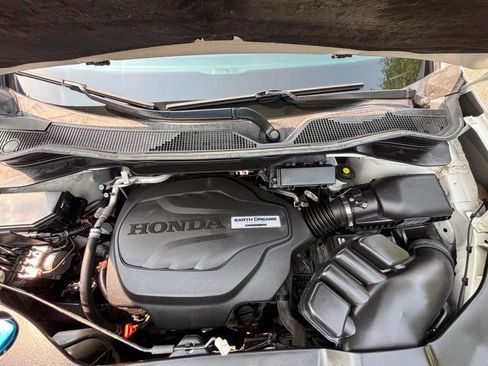 Used 2021 Honda Pilot Elite image 31