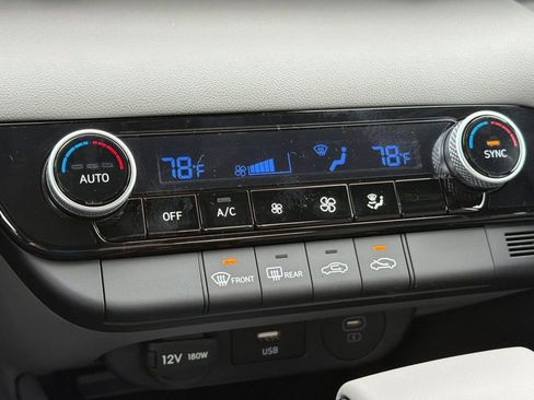New 2026 Hyundai Elantra Sport FWD image 17
