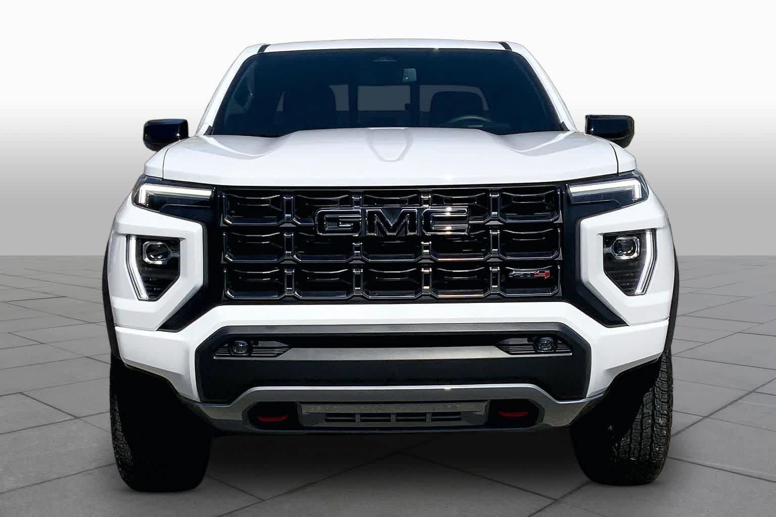 Used 2026 GMC Canyon AT4 w/ AT4 Premium Package AWD/4WD image 4