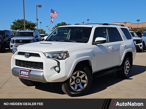 Used 2018 Toyota 4Runner TRD Off-Road AWD/4WD image 1
