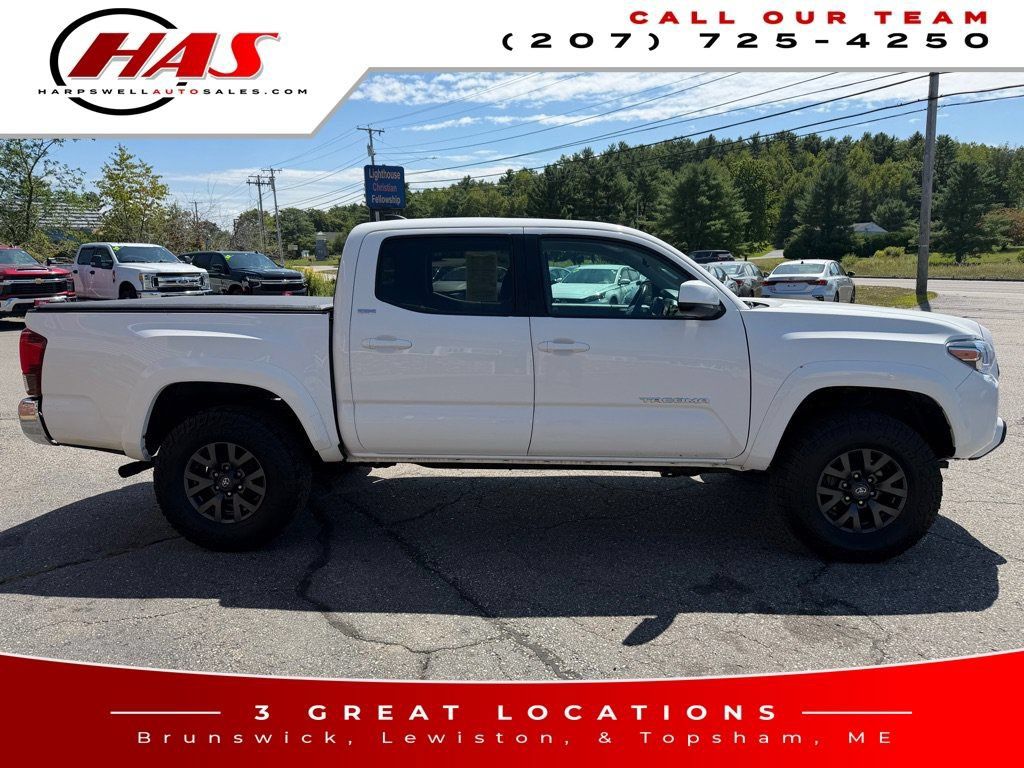 Used 2023 Toyota Tacoma SR5 AWD/4WD image 7