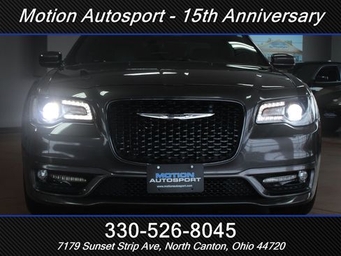 Used 2017 Chrysler 300 S w/ S Model Appearance Package image 44