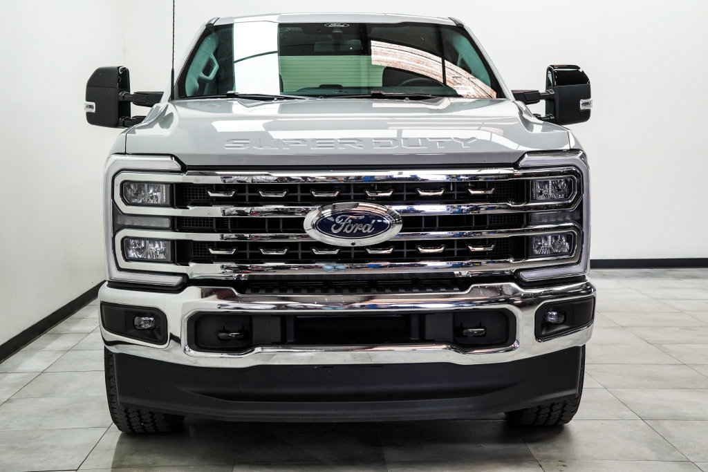 Used 2026 Ford F250 Lariat AWD/4WD image 6