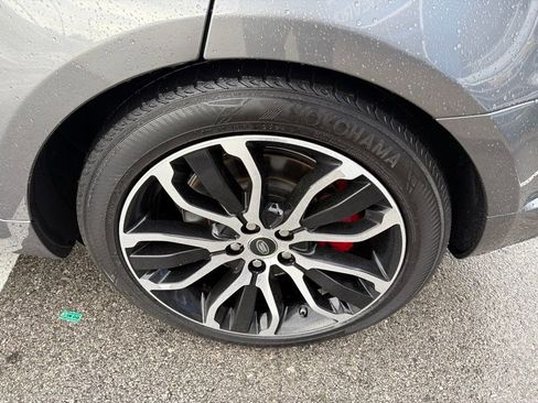Used 2019 Land Rover Range Rover Sport Supercharged AWD/4WD image 10