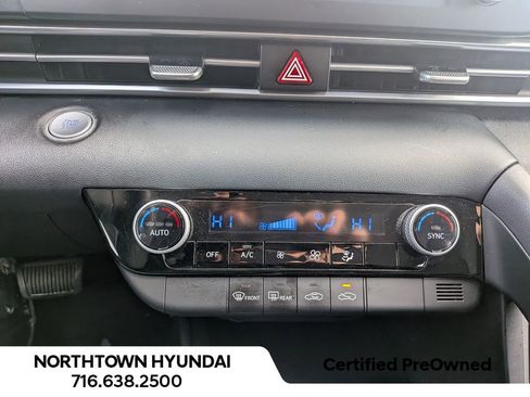 Certified 2023 Hyundai Elantra SEL image 17