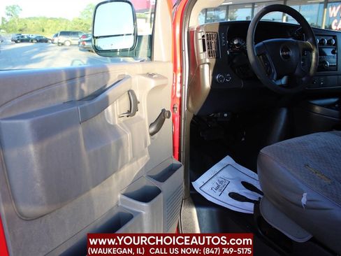 Used 2017 GMC Savana 3500 image 10