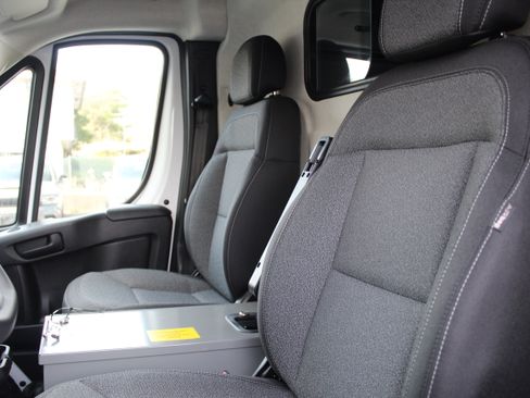 Used 2025 RAM ProMaster 2500 w/ Safety Group image 10