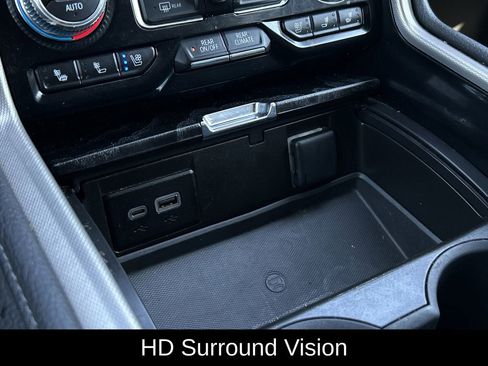 Used 2024 GMC Yukon Denali image 25