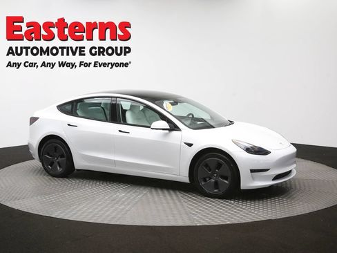 Used 2023 Tesla Model 3 Standard Range RWD image 42
