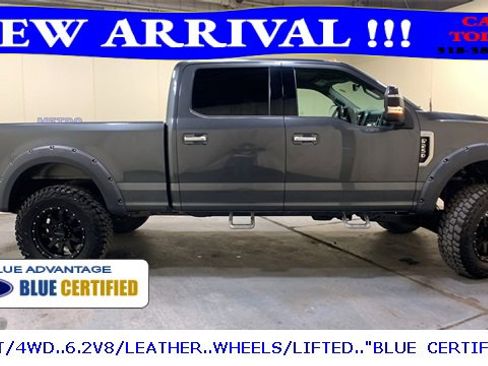 Used 2018 Ford F250 Lariat w/ Chrome Package image 3