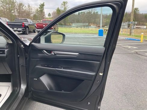 Used 2019 MAZDA CX-5 Touring image 36