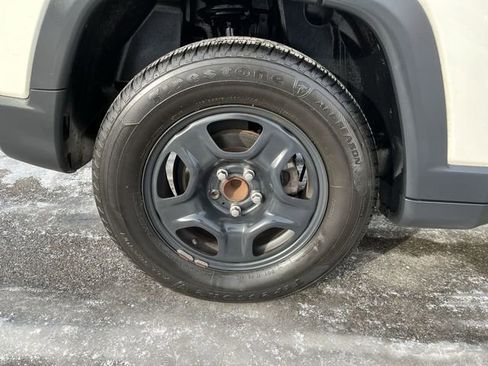 Used 2018 Jeep Compass Sport image 20