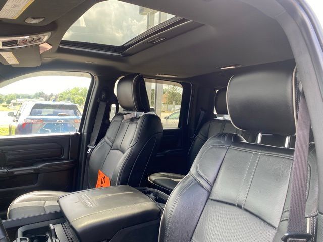 Used 2023 RAM 3500 Limited AWD/4WD image 12
