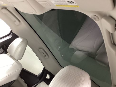 Used 2021 Ford Mustang Mach-E Premium image 18