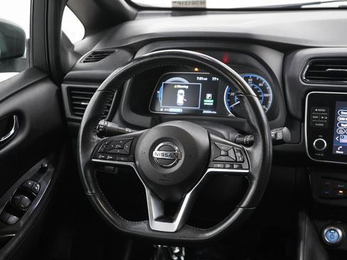 Used 2020 Nissan Leaf SV FWD image 14