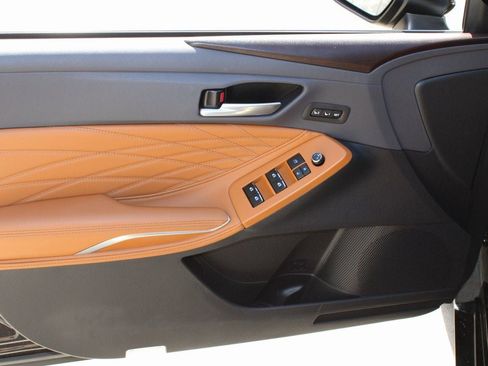 Used 2021 Toyota Avalon Limited w/ Advanced Safety Package image 19