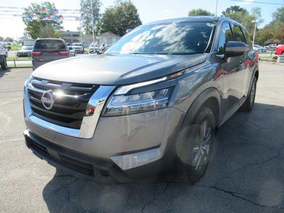 Used 2022 Nissan Pathfinder S w/ Cargo Package