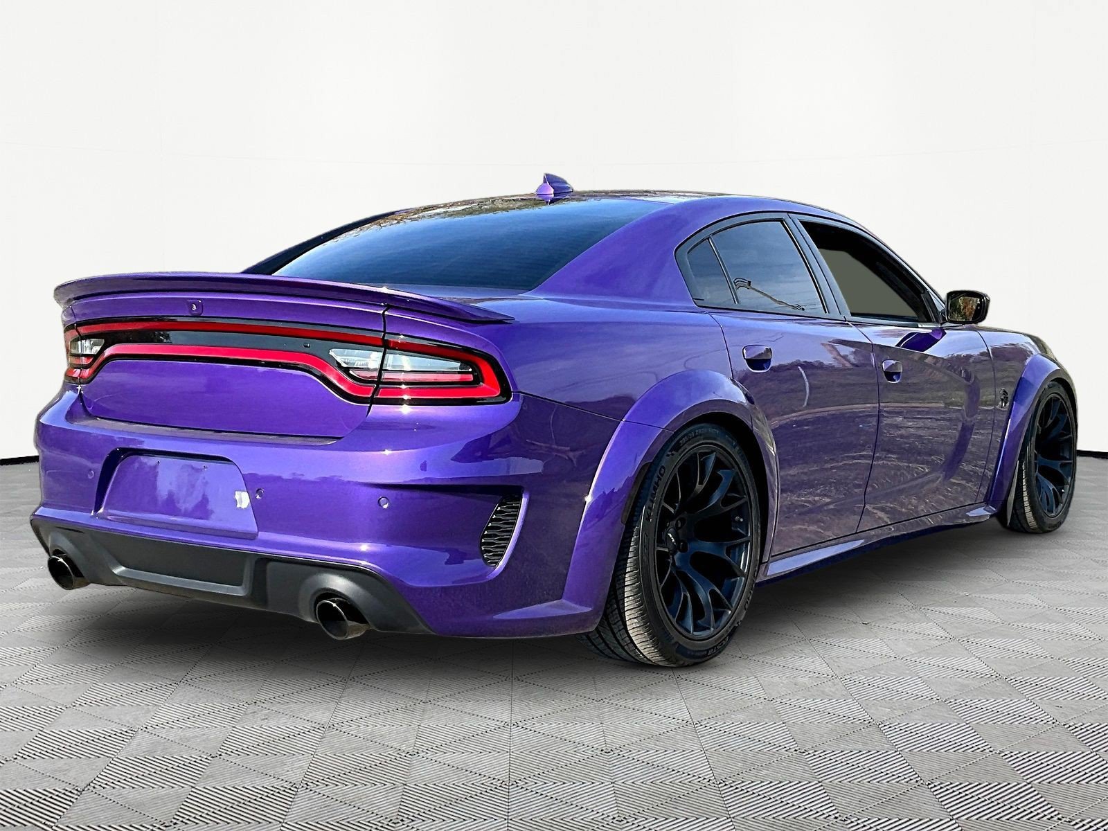 Used 2023 Dodge Charger SRT Hellcat w/ Harman/Kardon Audio Group RWD image 6