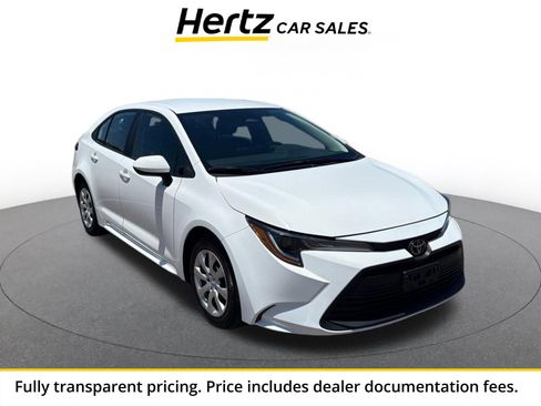 Used 2025 Toyota Corolla LE FWD image 1
