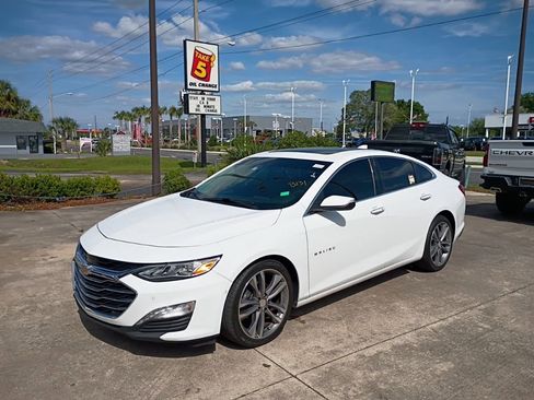 Used 2019 Chevrolet Malibu Premier w/ Sun and Wheel Package image 31