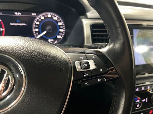 Used 2018 Volkswagen Atlas SEL Premium image 30