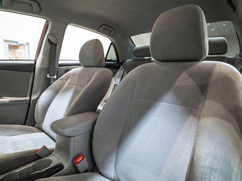 Used 2011 Toyota Corolla LE image 14