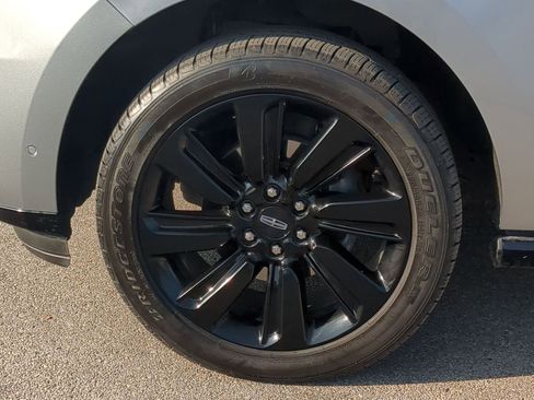 Used 2023 Lincoln Navigator L Black Label image 9