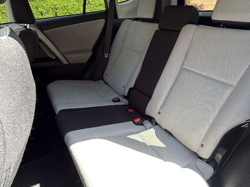 Used 2017 Toyota RAV4 XLE image 27