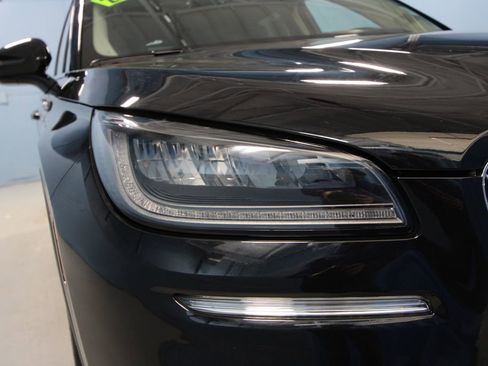 Used 2022 Lincoln Corsair Reserve w/ Luxury Package image 39