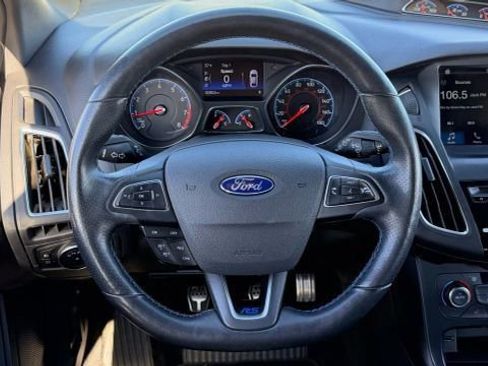 Used 2017 Ford Focus RS image 29