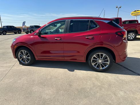 Used 2021 Buick Encore GX Select w/ Sport Touring Package image 4