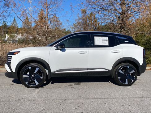 New 2026 Nissan Kicks SR w/ SR Premium Package FWD image 30