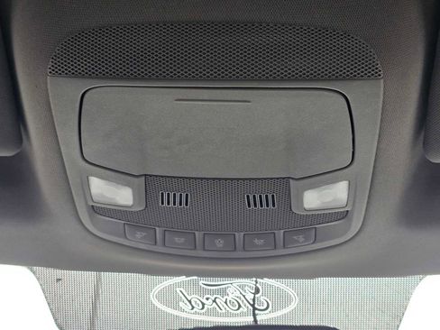 Used 2017 Ford F150 XLT AWD/4WD image 28