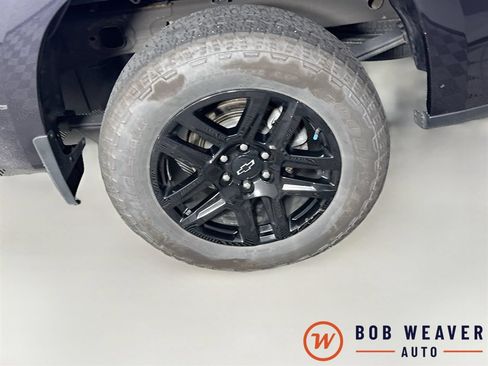 Used 2023 Chevrolet Silverado 1500 Custom AWD/4WD image 37