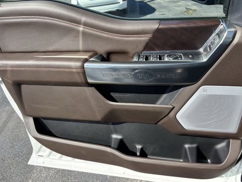 New 2025 Ford F250 King Ranch w/ Chrome Package image 10