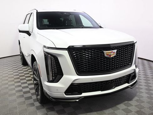 New 2026 Cadillac Escalade V w/ LPO, Floor Liner Package AWD/4WD image 9