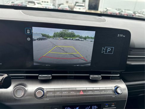 Certified 2024 Hyundai Kona SEL w/ Convenience Package AWD/4WD image 15