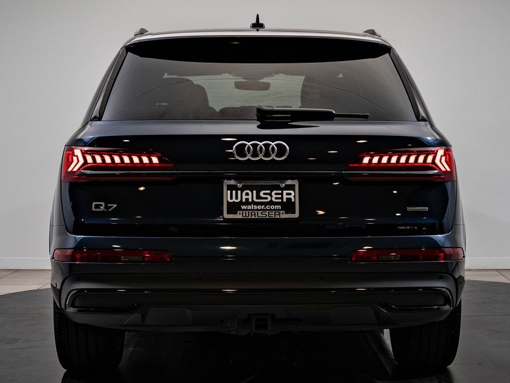 Used 2023 Audi Q7 3.0T Premium Plus AWD/4WD image 7