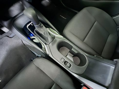 Used 2024 Toyota Corolla LE FWD image 21