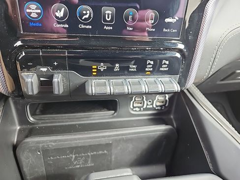 Used 2020 RAM 1500 Limited image 20