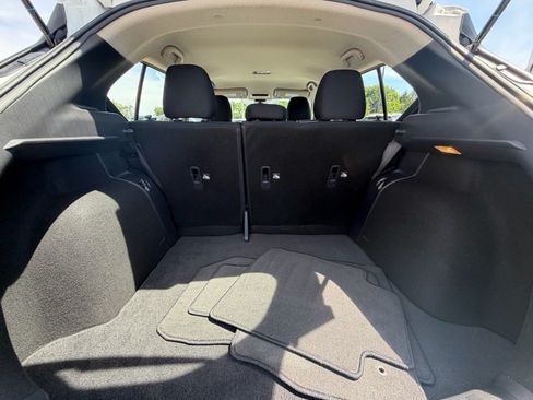 Used 2024 Nissan Kicks S FWD image 5