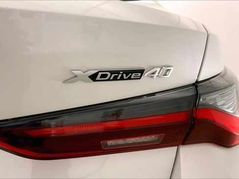 Used 2025 BMW i4 xDrive40i w/ M Sport Package image 30