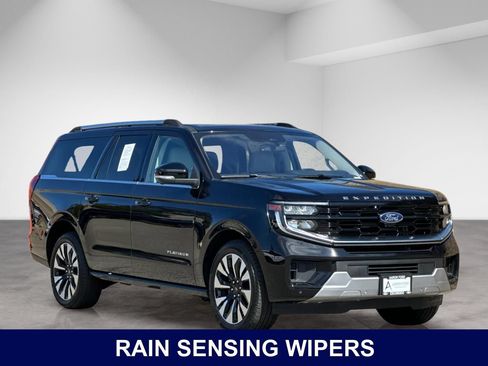 Used 2025 Ford Expedition Max Platinum w/ Driver's Package AWD/4WD image 8