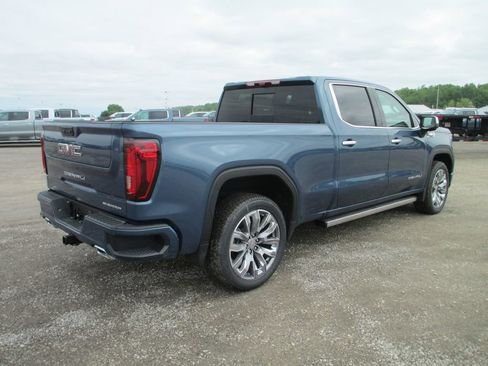 New 2026 GMC Sierra 1500 Denali w/ Denali Reserve Package AWD/4WD image 4