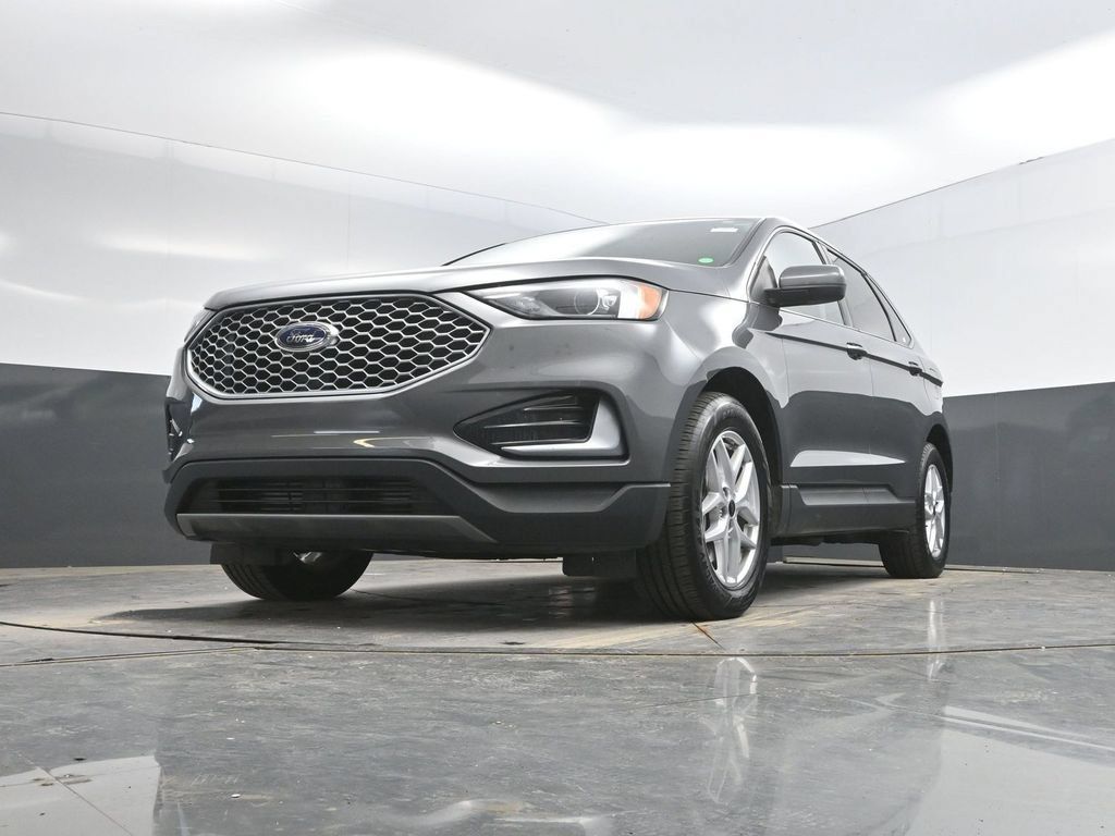 Used 2024 Ford Edge SEL AWD/4WD image 33