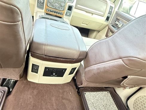 Used 2018 RAM 3500 Laramie Longhorn w/ Longhorn Southfork Package image 34