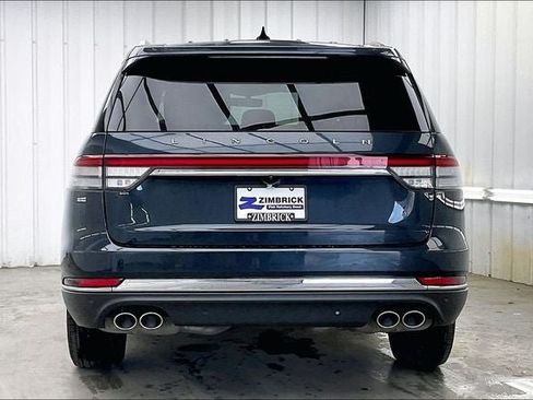 Used 2023 Lincoln Aviator Reserve w/ Equipment Group 201A AWD/4WD image 4