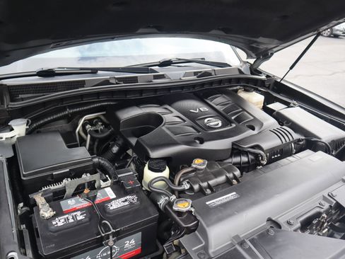 Used 2017 Nissan Armada Platinum image 35