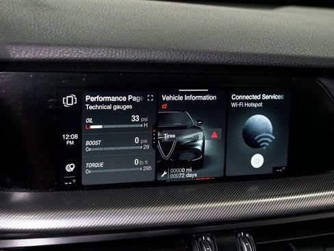 Used 2023 Alfa Romeo Stelvio Veloce image 16